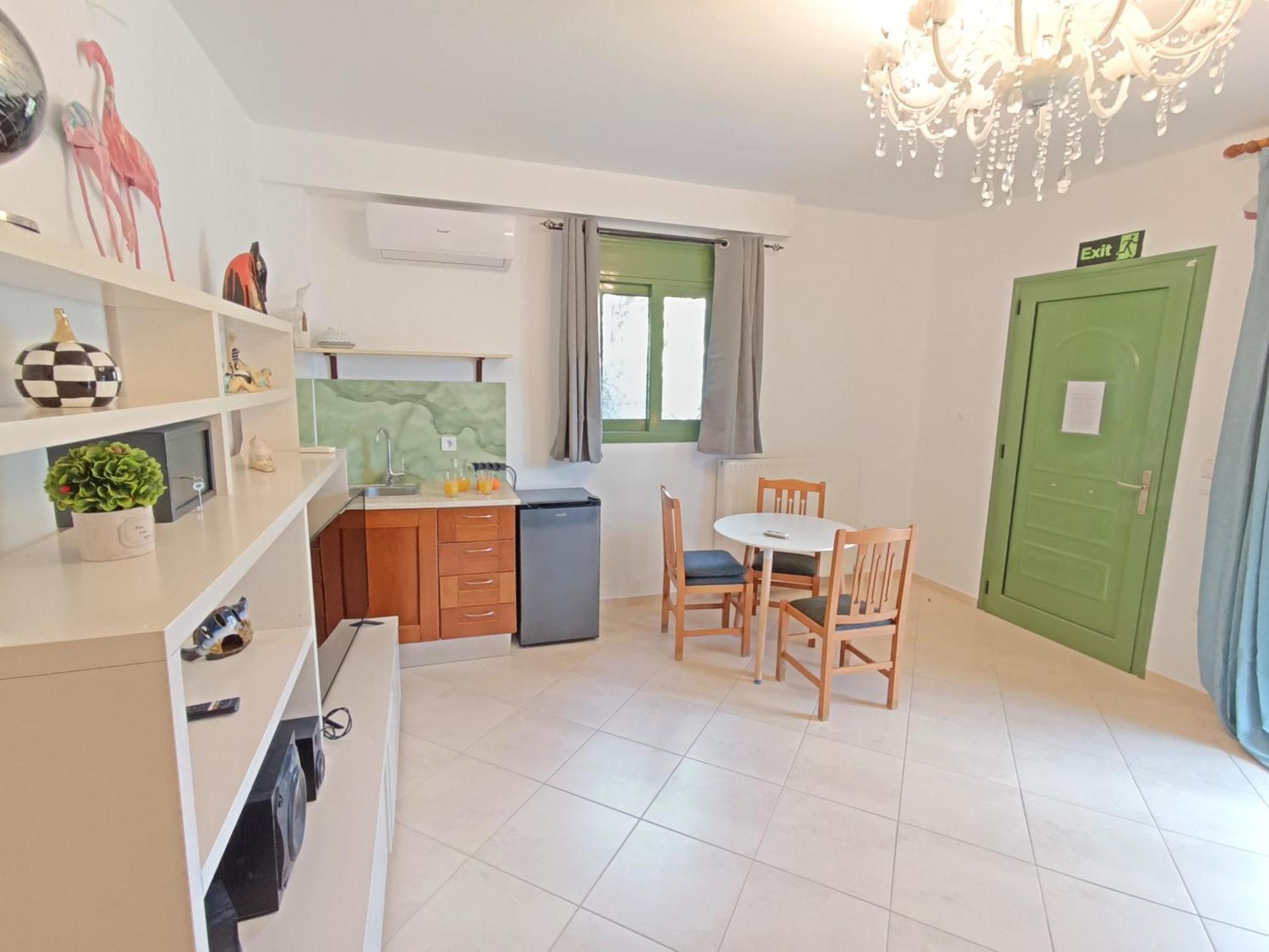 Okeanis Apartments & Suites Adults Only Kateleios Exteriör bild