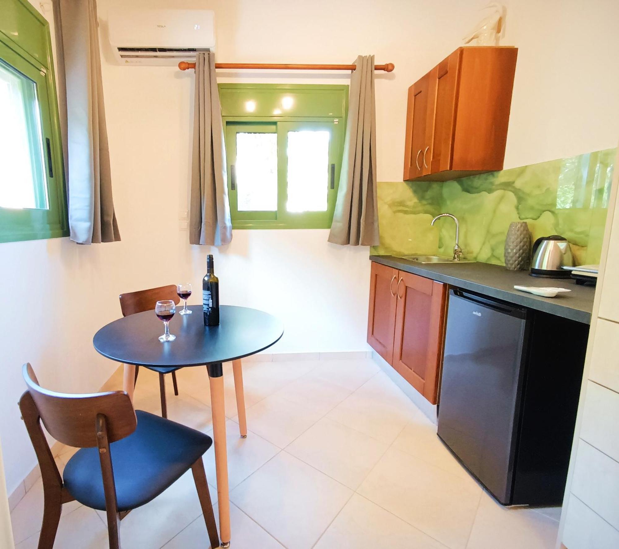 Okeanis Apartments & Suites Adults Only Kateleios Exteriör bild