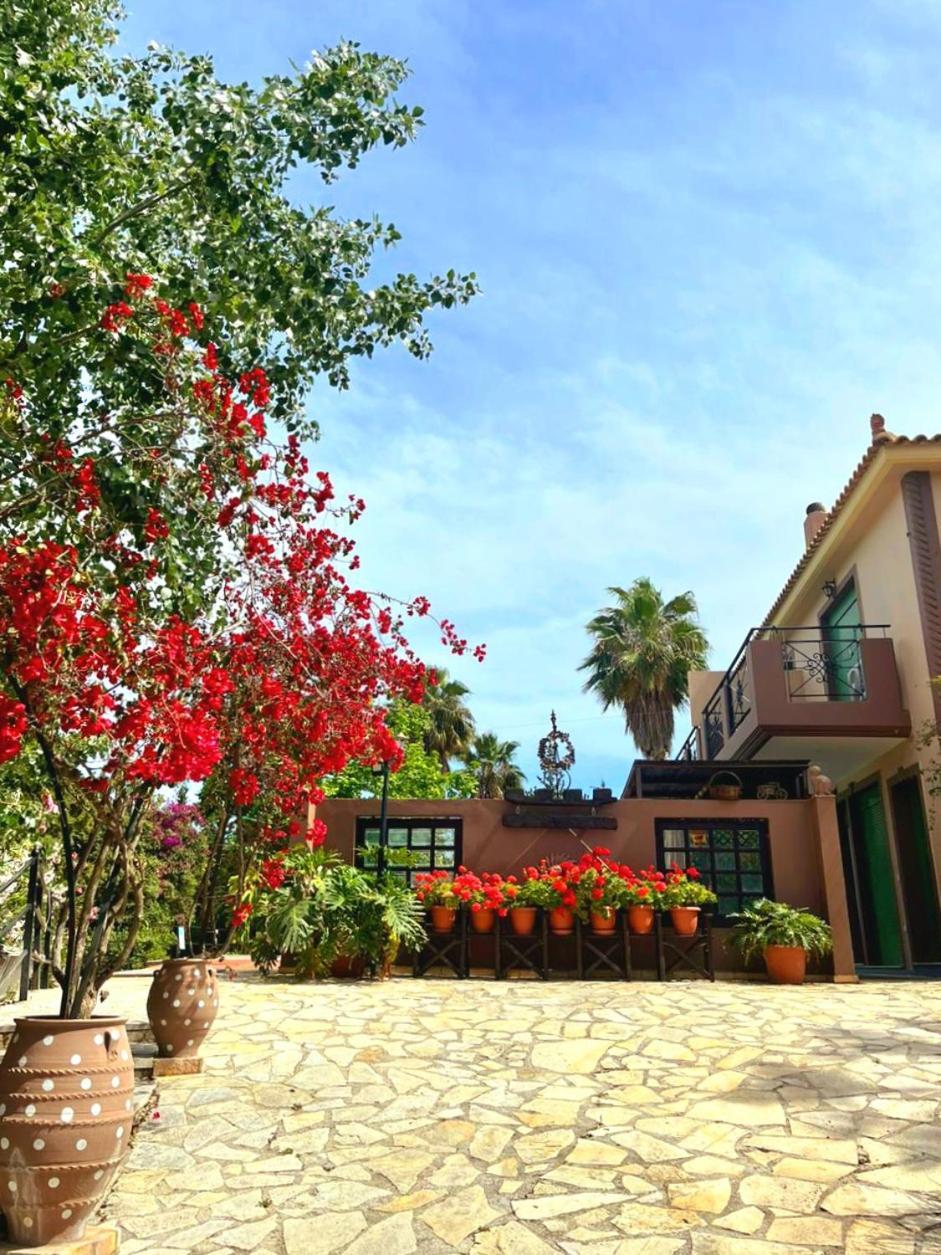 Okeanis Apartments & Suites Adults Only Kateleios Exteriör bild