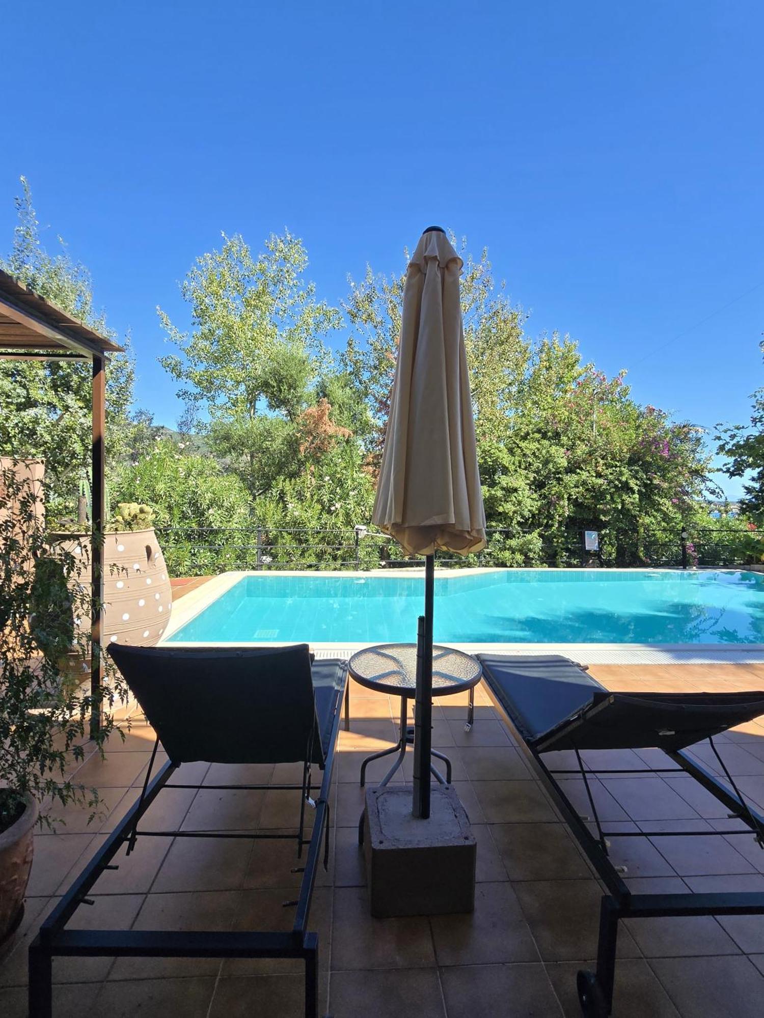 Okeanis Apartments & Suites Adults Only Kateleios Exteriör bild