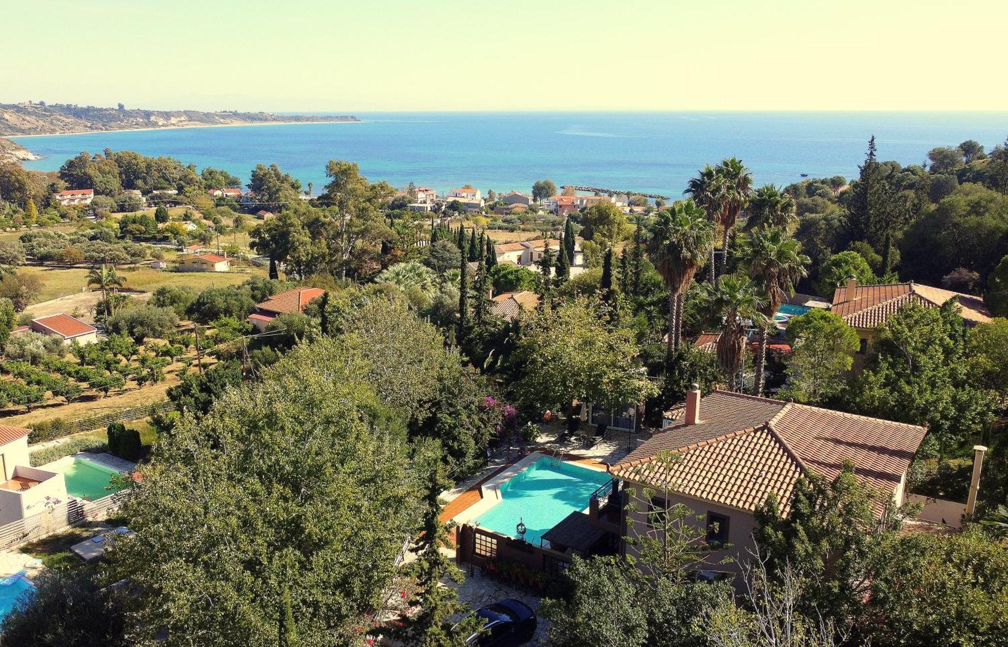 Okeanis Apartments & Suites Adults Only Kateleios Exteriör bild